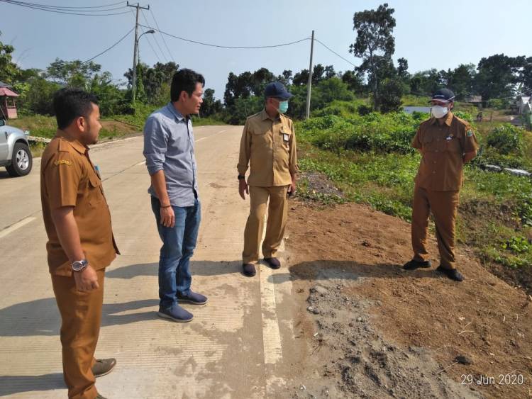 Kunjungan Monitoring dan Evaluasi  Peningkatan Ruas Jalan Tanjung Lesung-Sumur